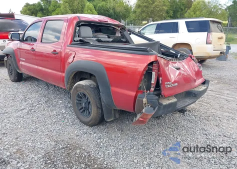 2014 Toyota Tacoma z USA, uszkodzony, nr VIN 5TFJX4CN3EX038495